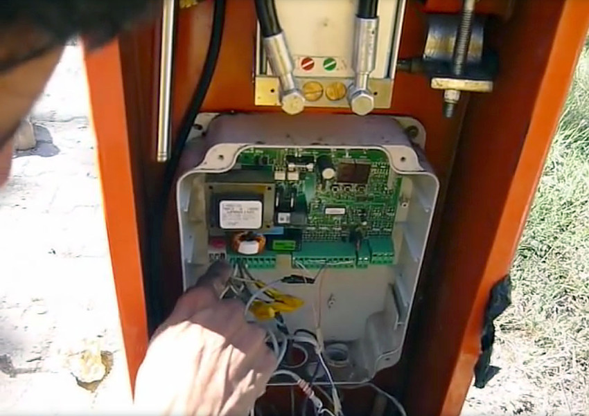 цена обслуживания шлагбаумов